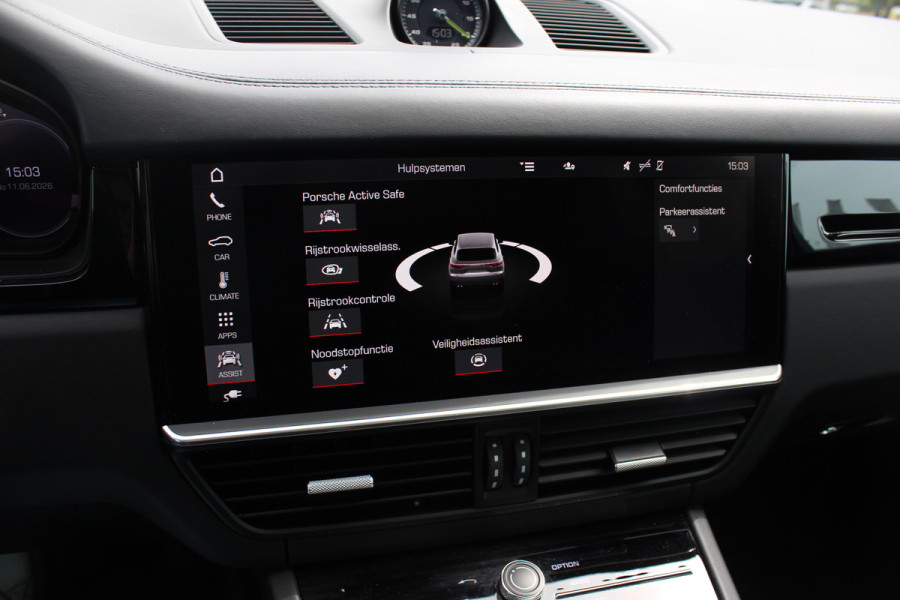 Porsche Cayenne 3.0 E-Hybrid / Panoramadak / Camera / Head-up / Leder / 21'' / Luchtvering / Bose / Sportuitlaat / Sportchrono / Stuur+Stoelverwamring / Dodehoek / DAB / ACC