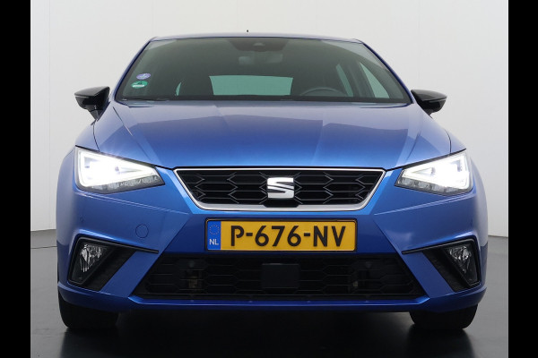 Seat Ibiza 5Drs FR Sport Adap.Cruise Camera Leer/Alcantara Sportstoelen+Verwarmd Lmv 18" Pdc Led Virtual Cockpit Ecc Navi Apple Carplay/And ESP Spoorassist Privacy-glass Sport onderstel  Lmv Isofix DAB Licht-/regensensor Origineel Nederlandse Auto