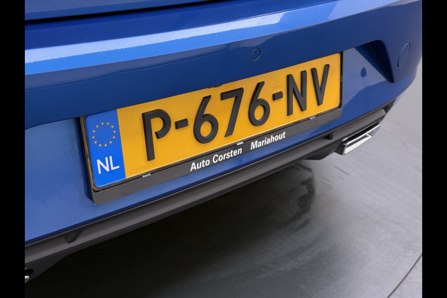 Seat Ibiza 5Drs FR Sport Adap.Cruise Camera Leer/Alcantara Sportstoelen+Verwarmd Lmv 18" Pdc Led Virtual Cockpit Ecc Navi Apple Carplay/And ESP Spoorassist Privacy-glass Sport onderstel  Lmv Isofix DAB Licht-/regensensor Origineel Nederlandse Auto