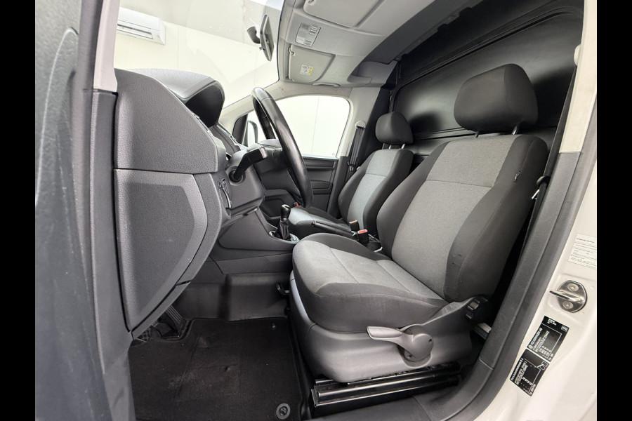 Volkswagen Caddy 2.0TDI Trekhaak Navi Euro 6 Airco Apple Carplay/Android Auto Cruise Control Bluetooth L1H1 BMT Trendline Betonplex Vloer Laden Schuifdeur Wandbetimmering 1.400kg Trekgewicht 1e Eigenaar