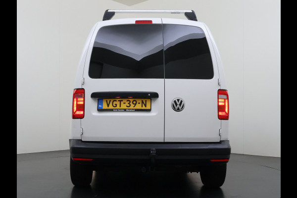 Volkswagen Caddy 2.0TDI Trekhaak Navi Euro 6 Airco Apple Carplay/Android Auto Cruise Control Bluetooth L1H1 BMT Trendline Betonplex Vloer Laden Schuifdeur Wandbetimmering 1.400kg Trekgewicht 1e Eigenaar