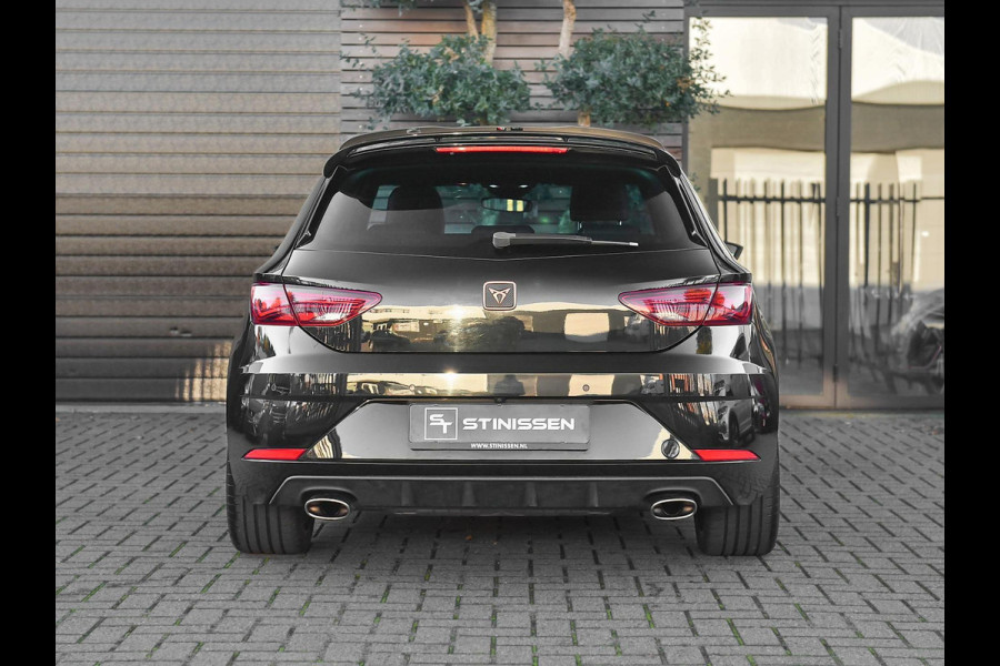 Seat Leon 2.0 TSI CUPRA 300 Panoramadak ACC Alcantara Camera  19 inch vegen