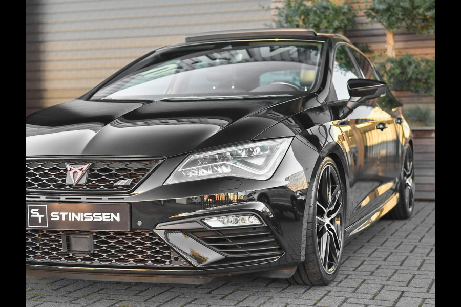 Seat Leon 2.0 TSI CUPRA 300 Panoramadak ACC Alcantara Camera  19 inch vegen