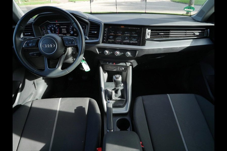 Audi A1 Sportback 25 TFSI Epic Sport | Android Auto/Apple Carplay | Zwart dak |