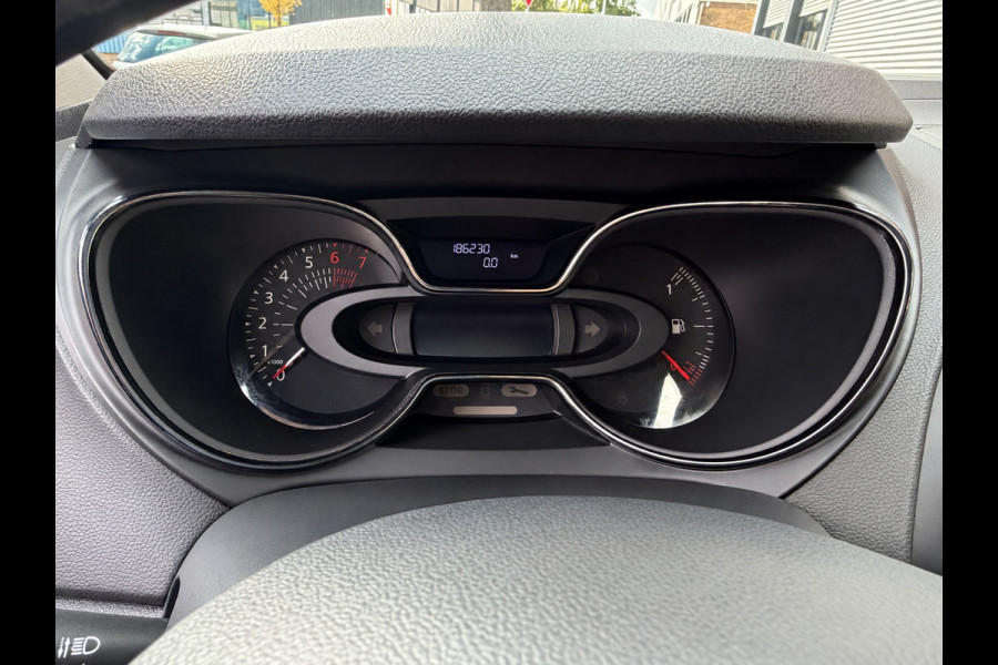 Renault Captur 1.3 TCe Intens AUTOMAAT I Panorama dak I Navigatie I Airco I LED I PDC I Sport velgen
