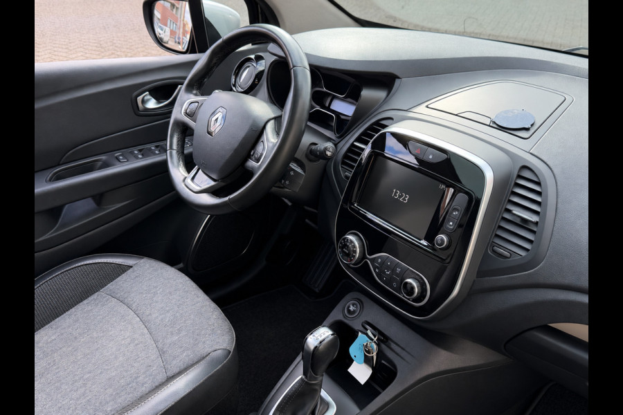 Renault Captur 1.3 TCe Intens AUTOMAAT I Panorama dak I Navigatie I Airco I LED I PDC I Sport velgen