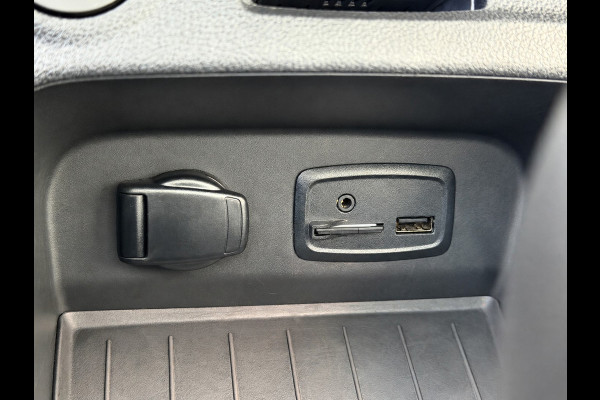 Renault Captur 1.3 TCe Intens AUTOMAAT I Panorama dak I Navigatie I Airco I LED I PDC I Sport velgen