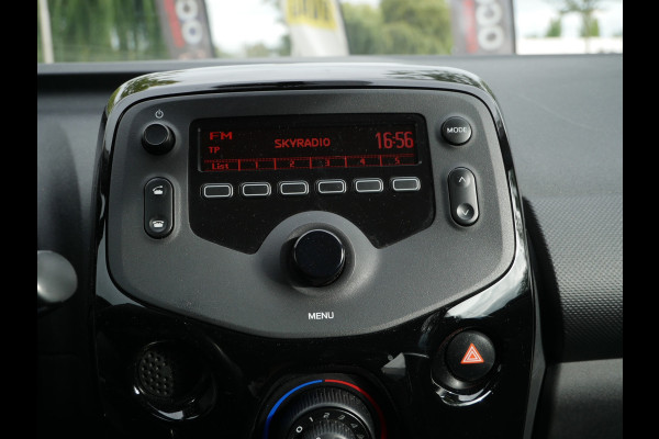 Citroën C1 1.0 VTi Feel 72PK S&S 5D Comfort | Pack Look | Airco | Privacy |