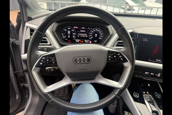 Audi Q4 e-tron 35 S edition 55 kWh S-Line | Stoelverwarming | Adaptive Cruise Control | Keyless | Navigatie | Camera | Parkeersensoren | Climate Control |