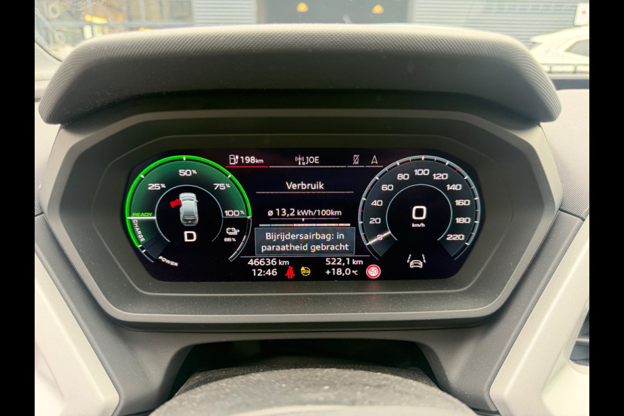 Audi Q4 e-tron 35 S edition 55 kWh S-Line | Stoelverwarming | Adaptive Cruise Control | Keyless | Navigatie | Camera | Parkeersensoren | Climate Control |