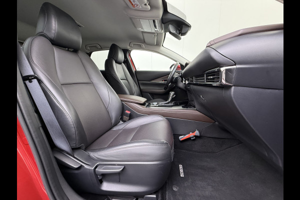 Mazda CX-30 2.0I M.Hybrid Luxury Automaat Leder+Memory Adap.Cruise Bose®-Audio Camera Stuur+Stoelverwarming Navi Bluetooth Apple Carplay/And Dodehoekdetectie Elek.Achterklep Keyless Regen-Lichtsensor Privacy Glas Lmv Isofix 1e Eigenaar Origineel Nederlandse Auto