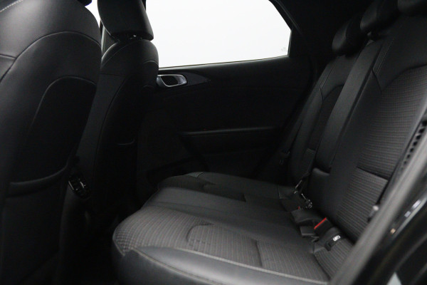 Kia Xceed 1.6 GDi PHEV 140 PK DynamicLine, Cruise Control, Navigatie, Climate Control, Camera