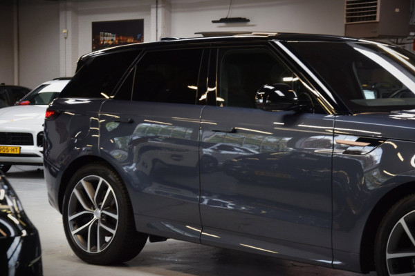 Land Rover Range Rover Sport 3.0 D350 *First Edition* Navi|Leder|Massage|Panoramadak|Head-up|Dealer onderhouden