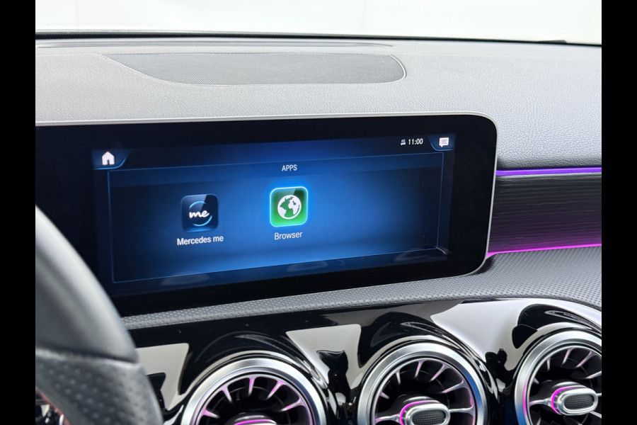 Mercedes-Benz A-Klasse A 250 AMG line Night | Panorama Burmester Memory Multibeam Distronic