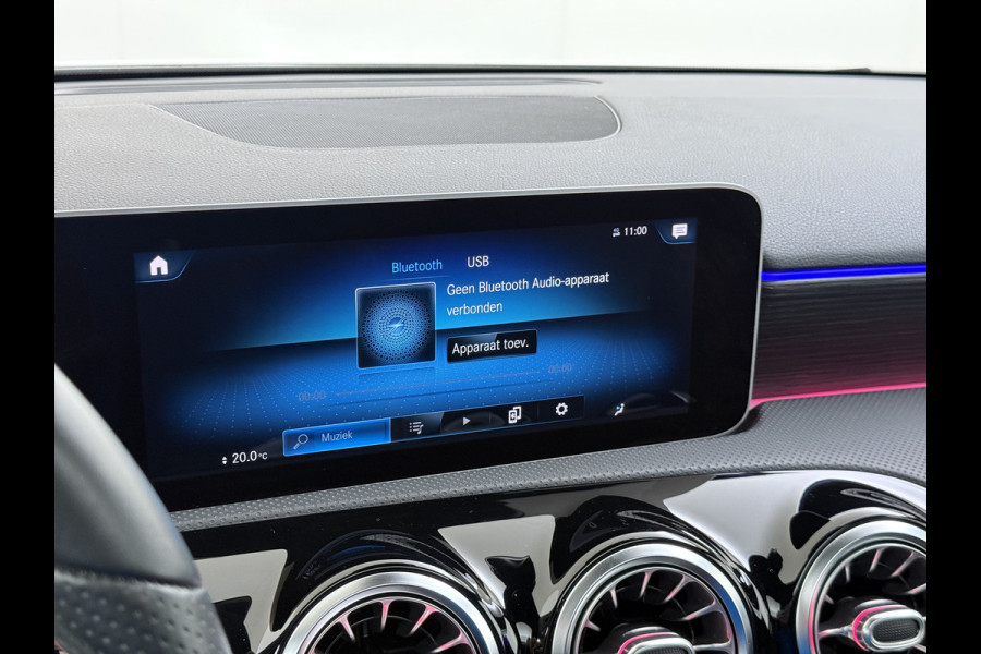 Mercedes-Benz A-Klasse A 250 AMG line Night | Panorama Burmester Memory Multibeam Distronic