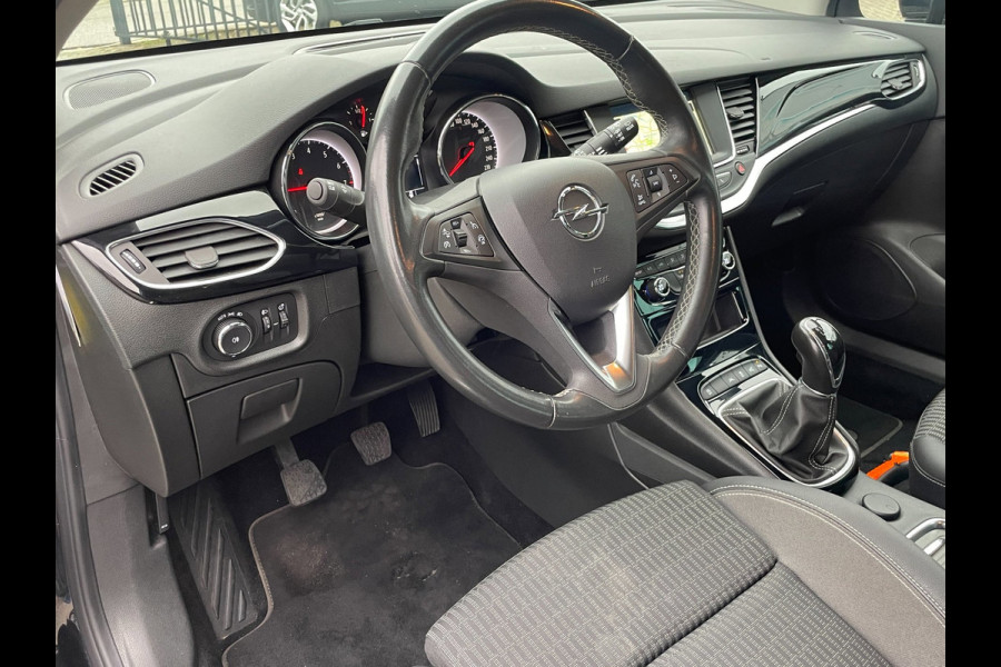 Opel Astra Sports Tourer 1.2 Design & Tech
