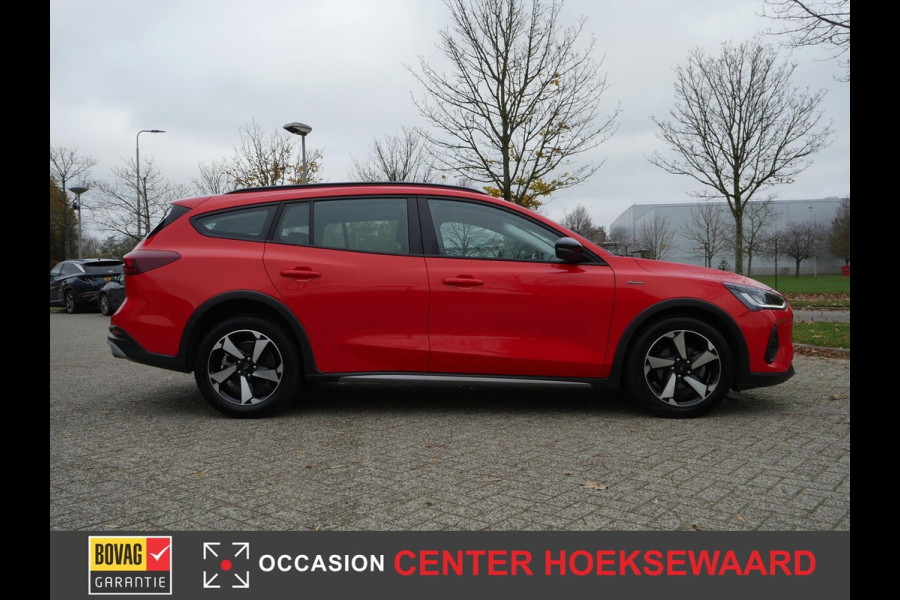 Ford FOCUS Wagon 1.0 EcoBoost Hybrid Active Style | Zwart dak | CarPlay | Full Led |