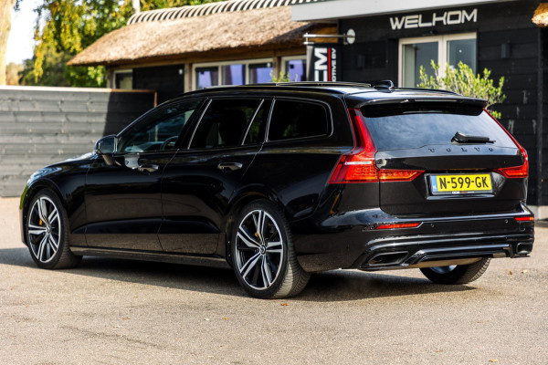 Volvo V60 2.0 B4 R-Design I Carplay I autopilot I trekhaak I pano I