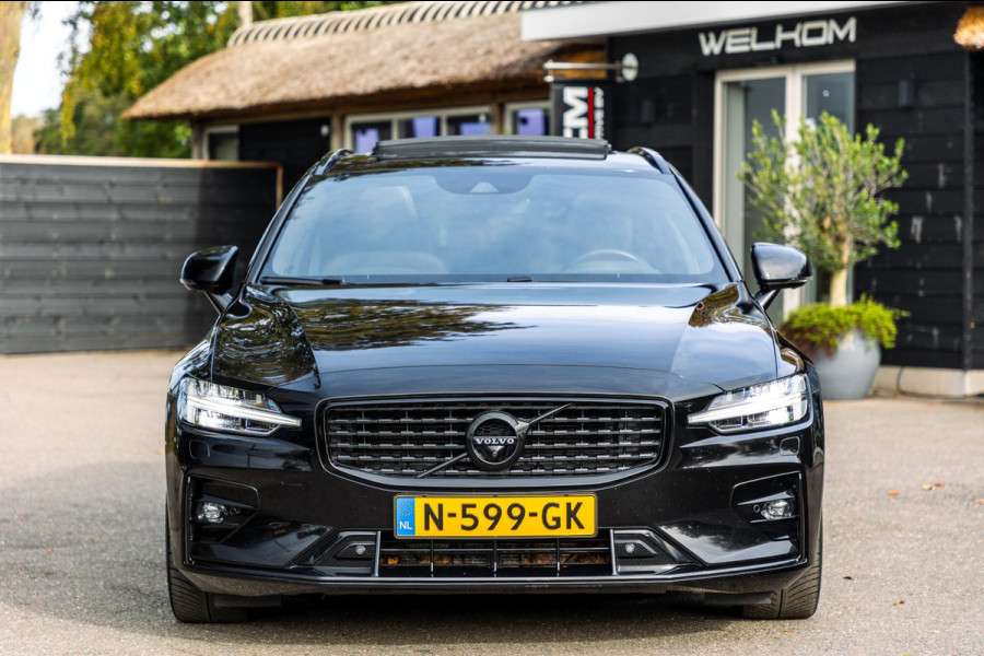 Volvo V60 2.0 B4 R-Design I Carplay I autopilot I trekhaak I pano I