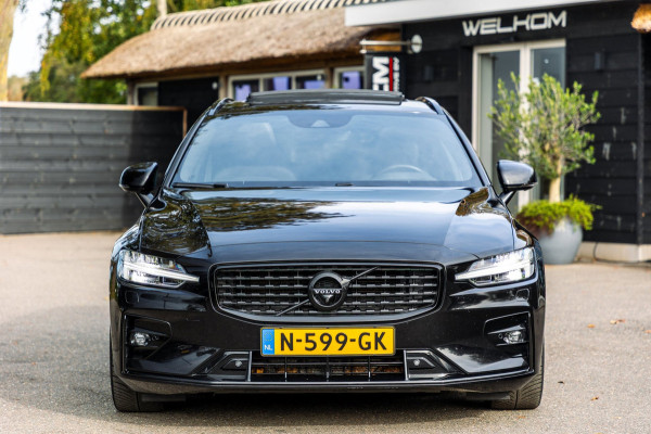 Volvo V60 2.0 B4 R-Design I Carplay I autopilot I trekhaak I pano I