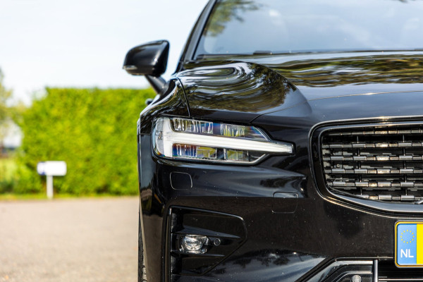 Volvo V60 2.0 B4 R-Design I Carplay I autopilot I trekhaak I pano I