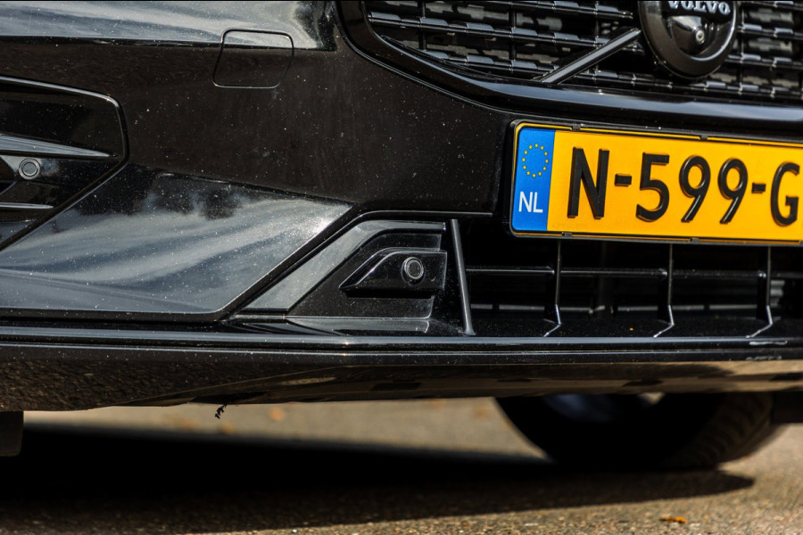 Volvo V60 2.0 B4 R-Design I Carplay I autopilot I trekhaak I pano I