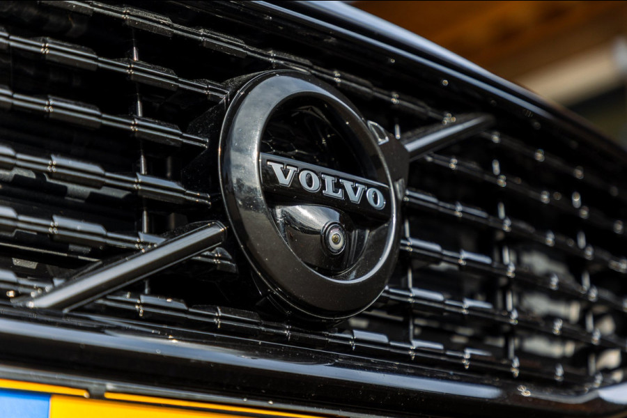 Volvo V60 2.0 B4 R-Design I Carplay I autopilot I trekhaak I pano I