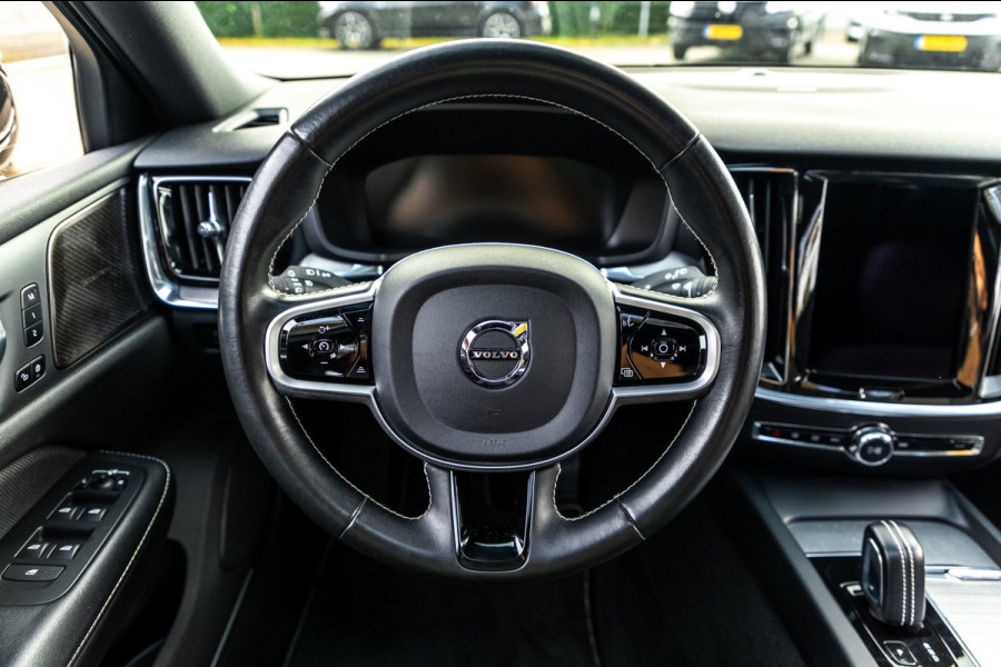 Volvo V60 2.0 B4 R-Design I Carplay I autopilot I trekhaak I pano I