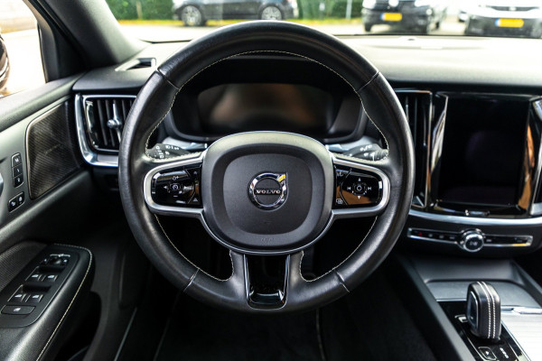 Volvo V60 2.0 B4 R-Design I Carplay I autopilot I trekhaak I pano I