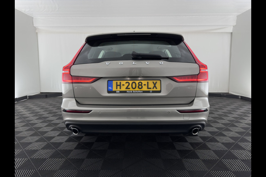 Volvo V60 2.0 D4 Momentum Pro (INCL.BTW) Aut. *LEATHER | FULL-LED | HEATED-COMFORTSEATS | DIGI-COCKPIT | CARPLAY | NAVI-FULLMAP | ECC | PDC | CRUISE | 17''ALU | TOWBAR*