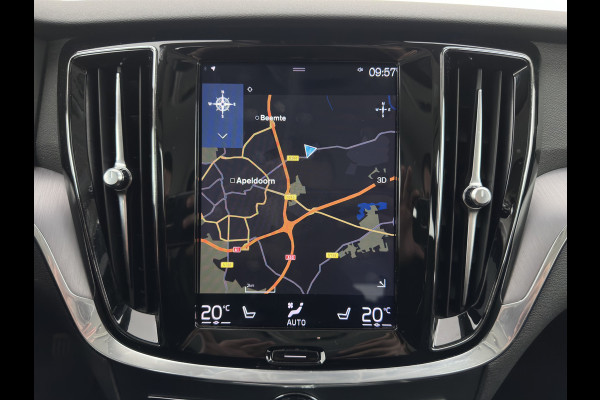 Volvo V60 2.0 D4 Momentum Pro (INCL.BTW) Aut. *LEATHER | FULL-LED | HEATED-COMFORTSEATS | DIGI-COCKPIT | CARPLAY | NAVI-FULLMAP | ECC | PDC | CRUISE | 17''ALU | TOWBAR*