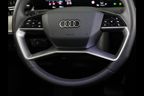Audi Q3 Advanced edition e-hybrid 272 pk | Techniekpakket plus | Ambiente lichtpakket plus | Achteruitrijcamera | Panoramadak| Dodehoek detectie |