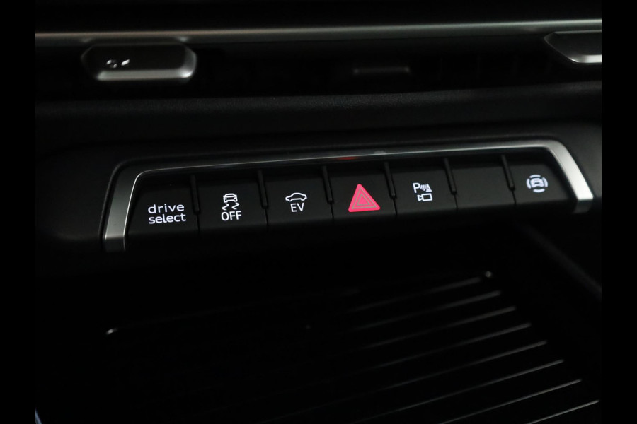 Audi Q3 Advanced edition e-hybrid 272 pk | Techniekpakket plus | Ambiente lichtpakket plus | Achteruitrijcamera | Panoramadak| Dodehoek detectie |
