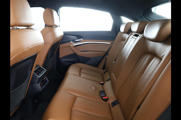 Audi Q8 Sportback e-tron 55 quattro S Edition 115 kWh 408pk | Panoramadak | Lederen bekleding | 22 inch Lichtmetalen velgen |