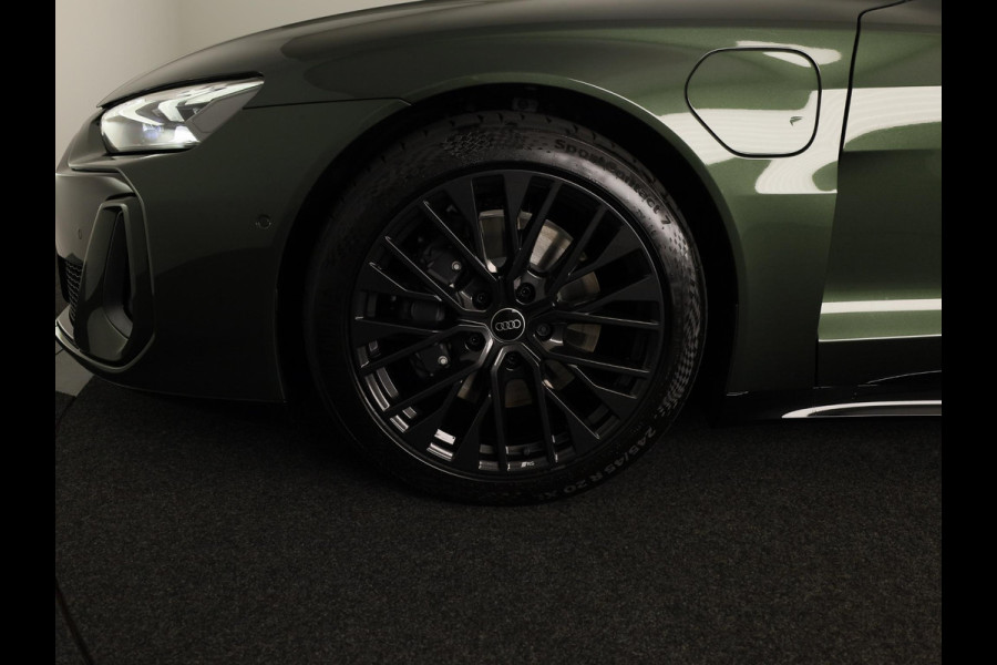 Audi e-tron GT e-tron GT 504pk | B&O | Lederen bekleding | Elektrische verstelbare voorstoelen met geheugen | Panoramadak | Audi Exclusive kleur
