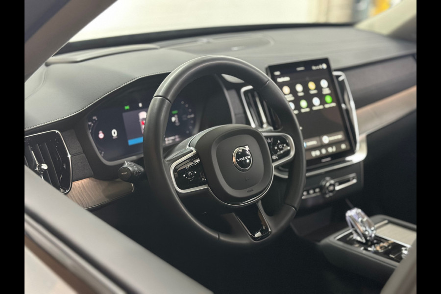 Volvo XC90 2.0 T8 hybrid Ultra Dark 7p.| MY2026| Luchtvering| Lagom-Pack | Winter-Pack| H/K Sound| Trekhaak| HuD| 22inch|Massage