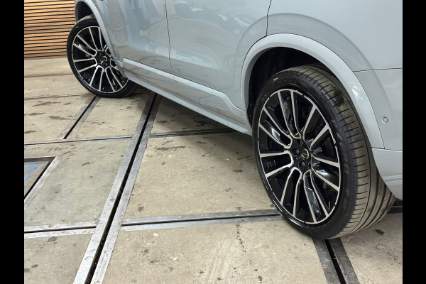 Volvo XC90 2.0 T8 hybrid Ultra Dark 7p.| MY2026| Luchtvering| Lagom-Pack | Winter-Pack| H/K Sound| Trekhaak| HuD| 22inch|Massage
