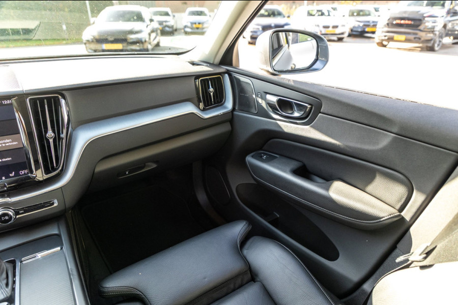 Volvo XC60 2.0 T5 AWD Inscription I Camera I trekhaak I Autopilot I Blits I