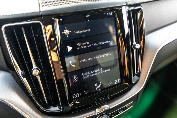 Volvo XC60 2.0 T5 AWD Inscription I Camera I trekhaak I Autopilot I Blits I