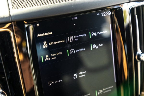 Volvo XC60 2.0 T5 AWD Inscription I Camera I trekhaak I Autopilot I Blits I