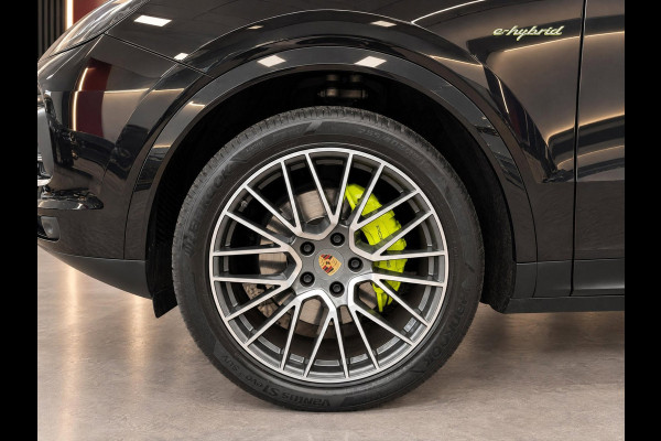 Porsche Cayenne 3.0 E-Hybrid 462PK | Matrix | Bose | Memory | ACC | Carbon | 21" LMV | Trekhaak