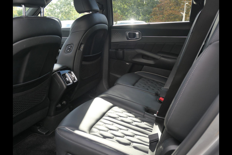 Kia Sorento 1.6 T-GDI Hybrid 2WD ExecutiveLine 7p. | Trekhaak| Cruise | Clima | Carplay | Keyless | Stoelverwarming-Ventilatie | Schuif-kanteldak |