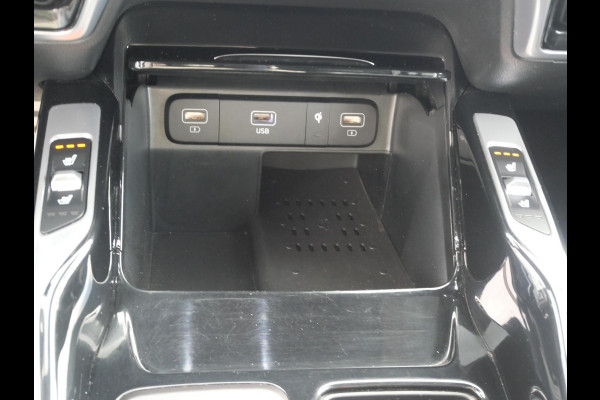 Kia Sorento 1.6 T-GDI Hybrid 2WD ExecutiveLine 7p. | Trekhaak| Cruise | Clima | Carplay | Keyless | Stoelverwarming-Ventilatie | Schuif-kanteldak |