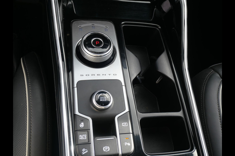 Kia Sorento 1.6 T-GDI Hybrid 2WD ExecutiveLine 7p. | Trekhaak| Cruise | Clima | Carplay | Keyless | Stoelverwarming-Ventilatie | Schuif-kanteldak |
