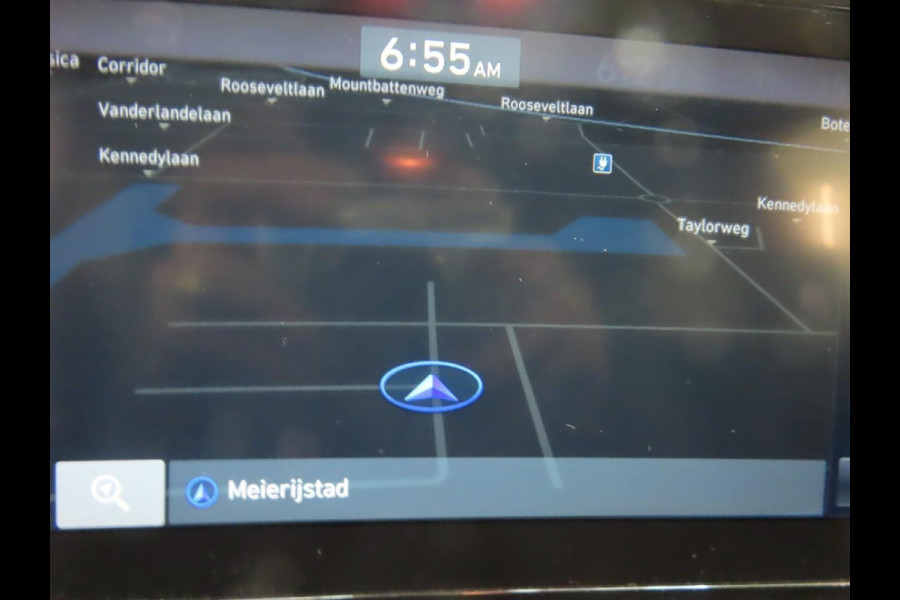 Hyundai Kona EV Fashion 64 kWh | SOH 98,9 % | Warmtepomp | Navigatie | VERWACHT! |