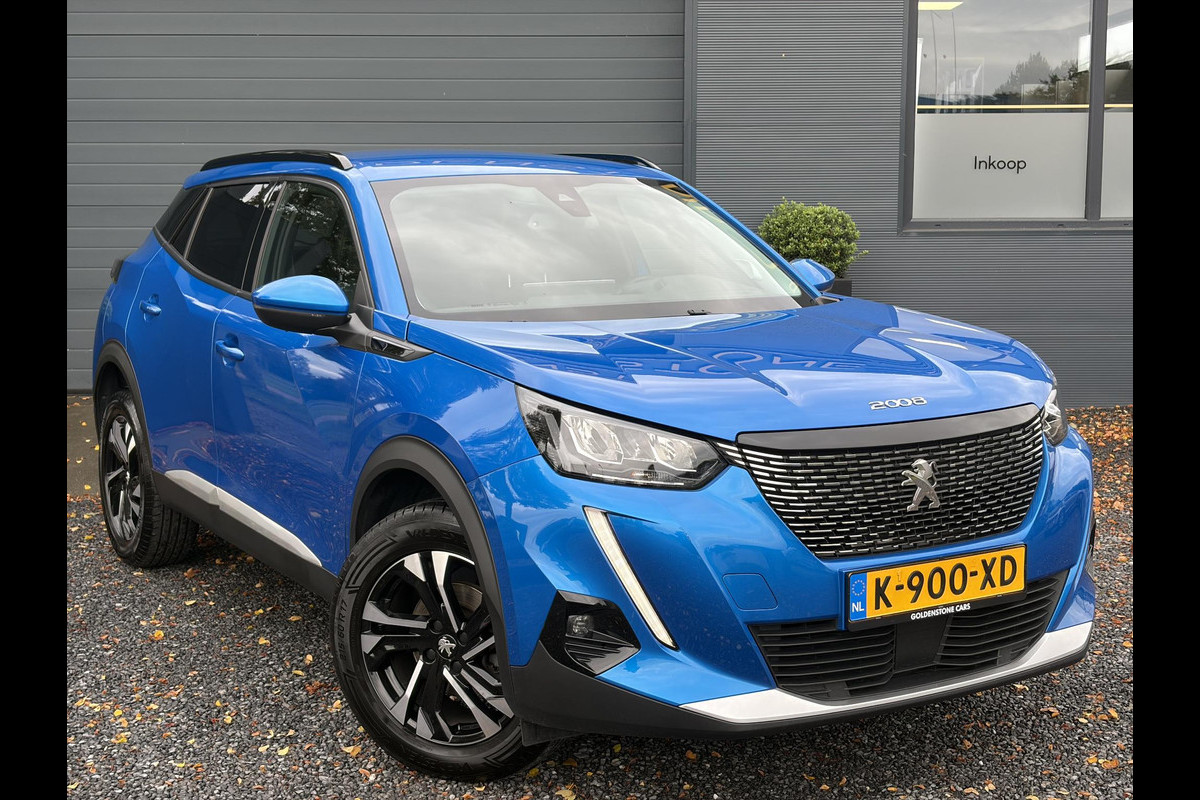 Peugeot 2008 1.2 PureTech Blue Lease Allure ✓2e Eigenaar✓360° Camera✓Draadloze telefoonlader✓Carplay✓6 bak✓Halfleder✓Navi✓Clima✓Cruise✓17'' Lmv✓Rijstrooksensor✓102pk✓Dealer onderhouden✓N.A.P✓Apk tot 04-2027