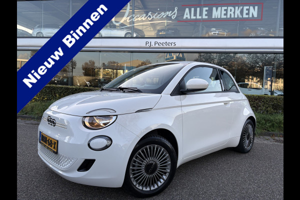 Fiat 500 Urban 42 kWh Airco - Apple carplay - Draadloze telefoonlader - Navigatie - Licht metalen velgen 16 inch - Cruise control - Led verlichting - Bluetooth - Keyless start - Elektrische ramen - Stuur leder - Stuur multifunctioneel