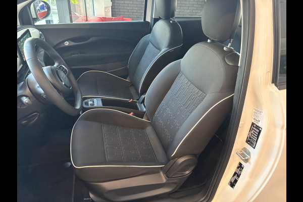 Fiat 500E Urban 42 kWh Airco - Apple carplay - Draadloze telefoonlader - Navigatie - Licht metalen velgen 16 inch - Cruise control - Led verlichting - Bluetooth - Keyless start - Elektrische ramen - Stuur leder - Stuur multifunctioneel