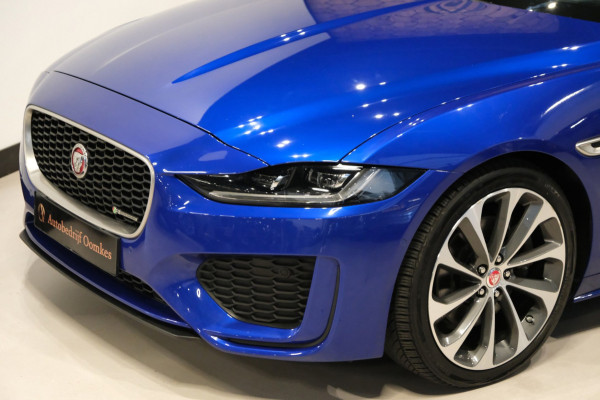 Jaguar XE 2.0 P250 R-Dynamic SE *74dkm* Leder/Navi/Camera/''19 LMV/Apple Carplay
