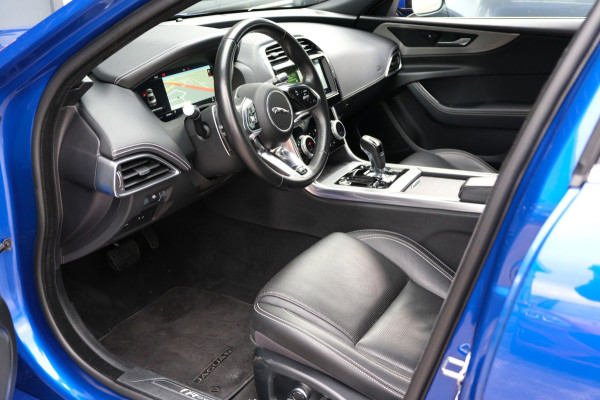 Jaguar XE 2.0 P250 R-Dynamic SE *74dkm* Leder/Navi/Camera/''19 LMV/Apple Carplay